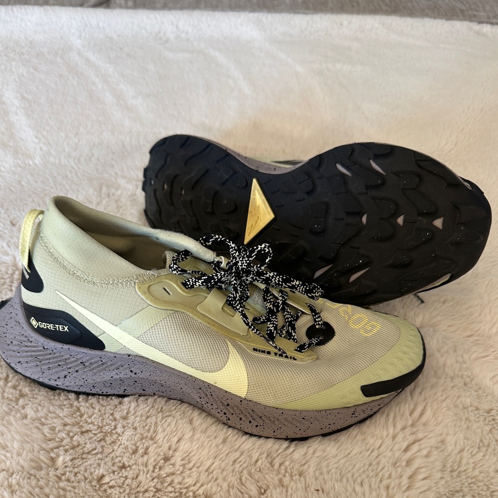 Nike Pegasus trail GTC Olive